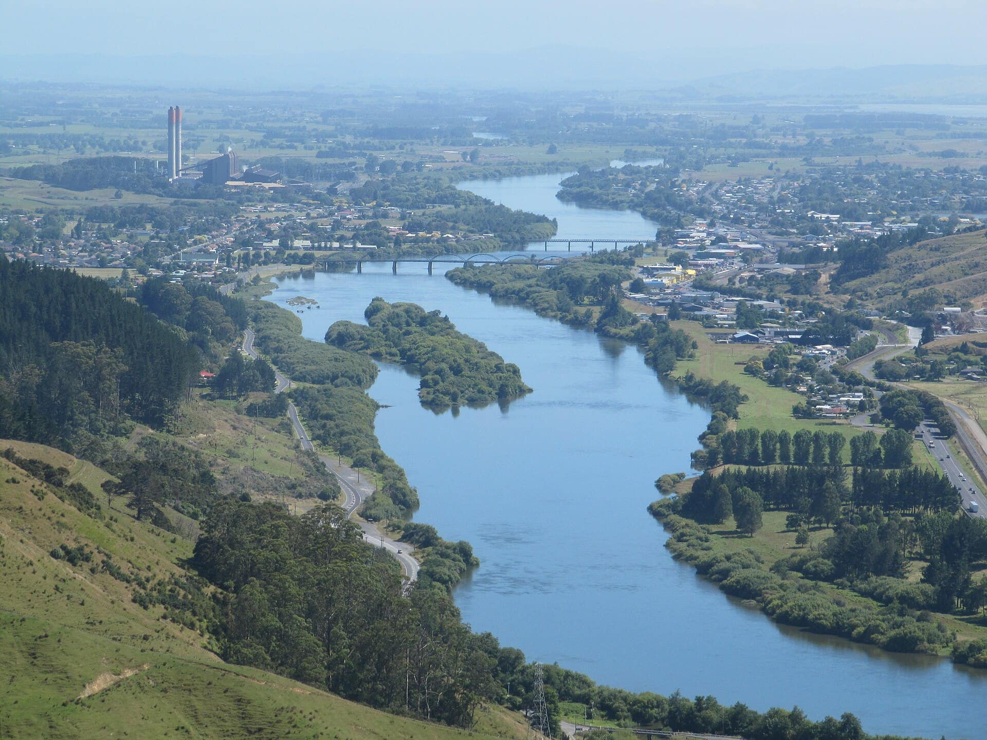 Huntly, New Zealand: Waikato River, Huntly and Huntly power station